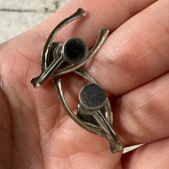 Vintage Moss Agate Wishbone Screw Back Earrings - Picture 5 of 6